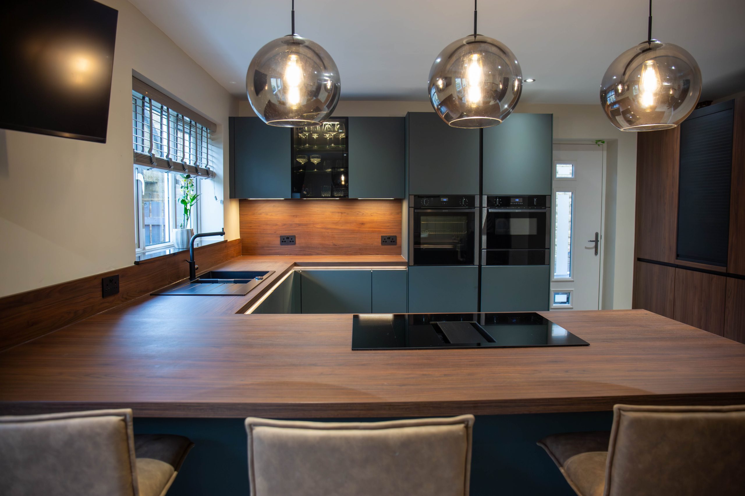 0V7B4170 Enhanced Nr | Kutchenhaus, Sheffield