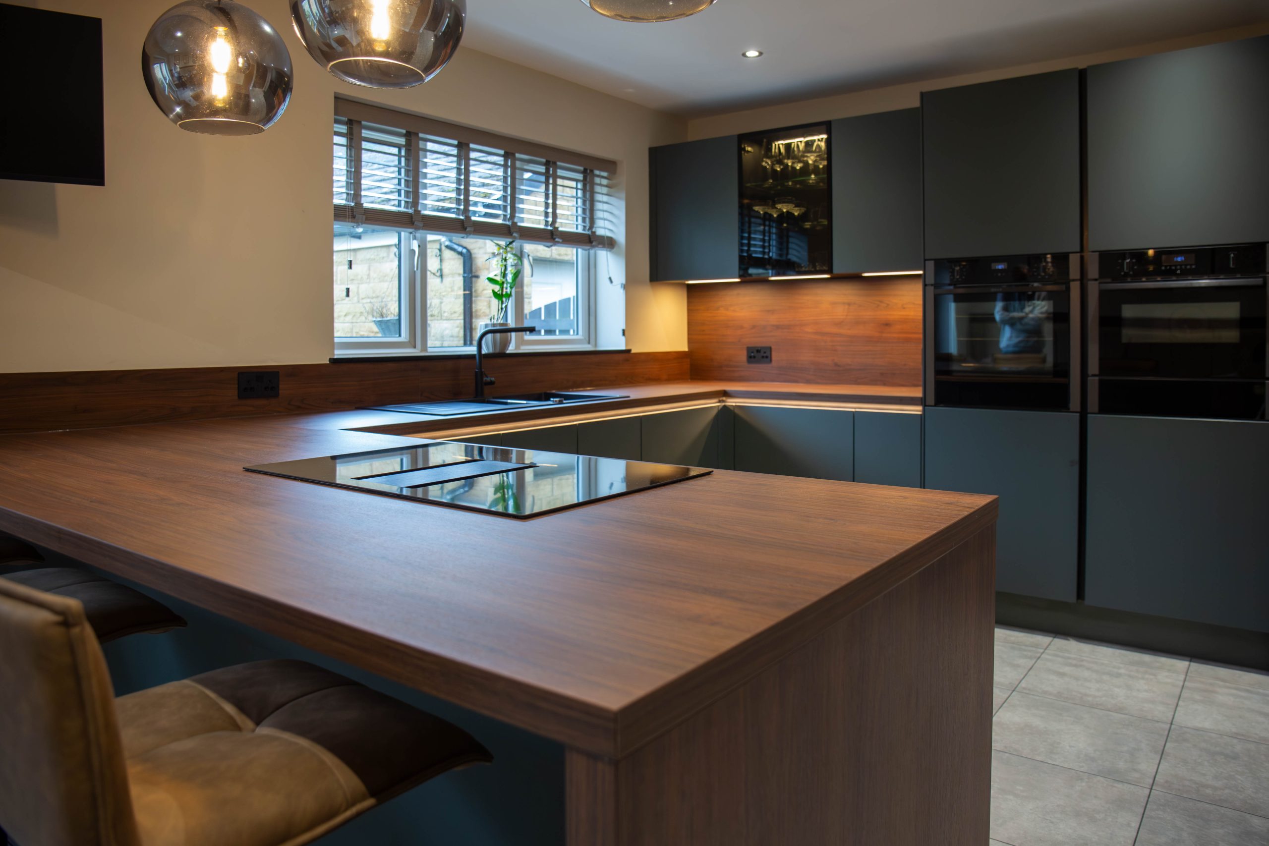 0V7B4211 Enhanced Nr | Kutchenhaus, Sheffield