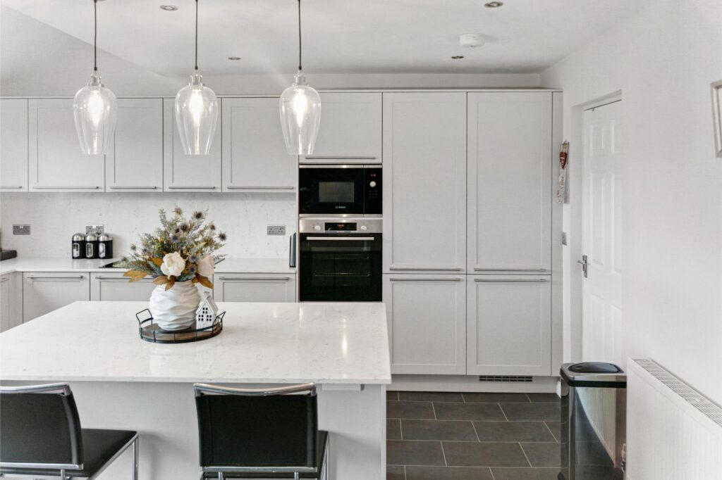 17 6Nh4225 Edit | German Kitchen Outlet, Holmfirth