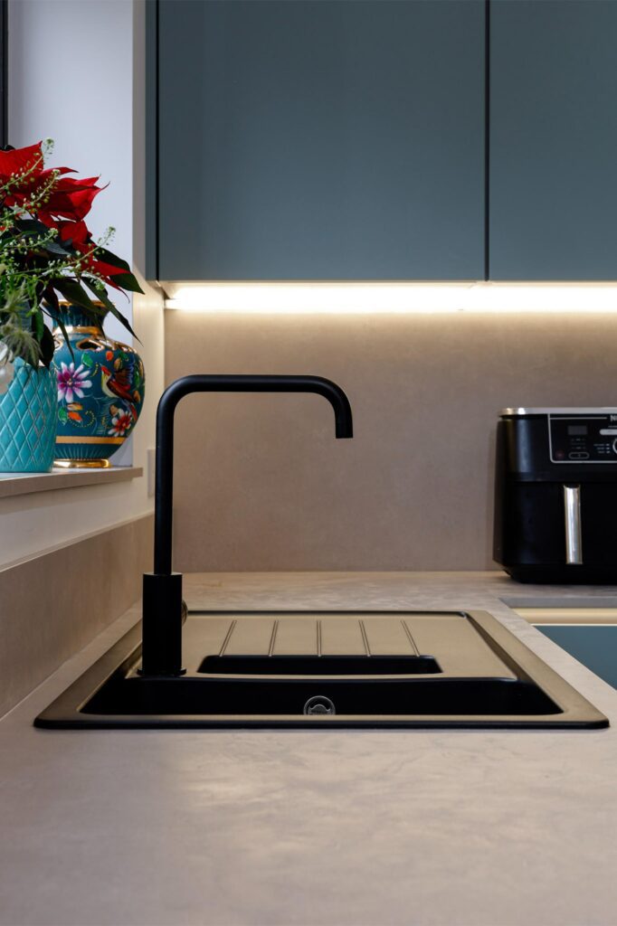 4 6Nh8505 | German Kitchen Outlet, Holmfirth