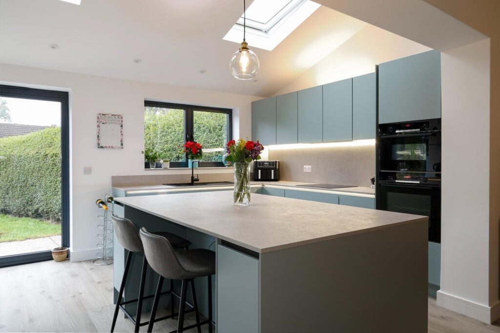 16 6Nh8430 | German Kitchen Outlet, Holmfirth