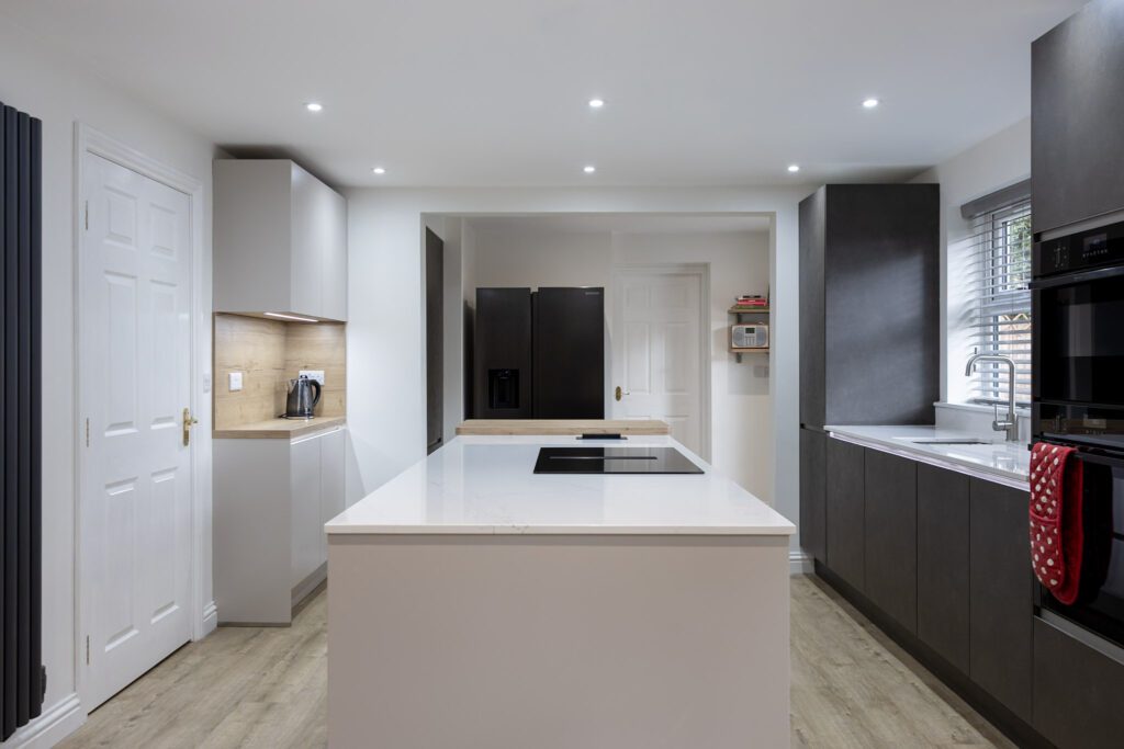 0V7B4907 Enhanced Nr | German Kitchen Outlet, Holmfirth