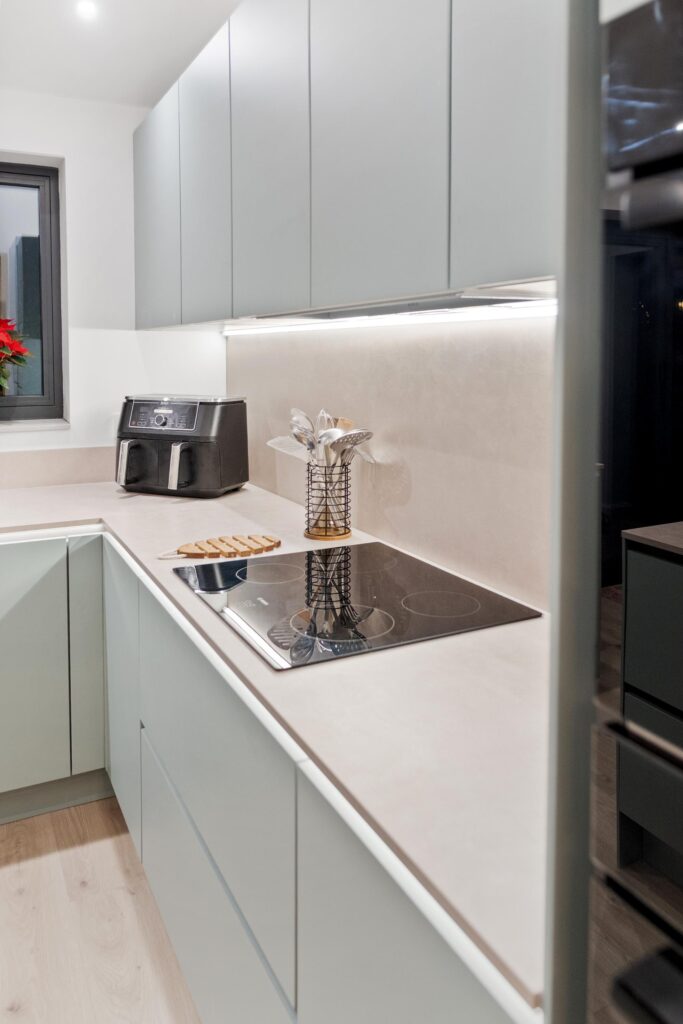 1 6Nh3935 | German Kitchen Outlet, Holmfirth