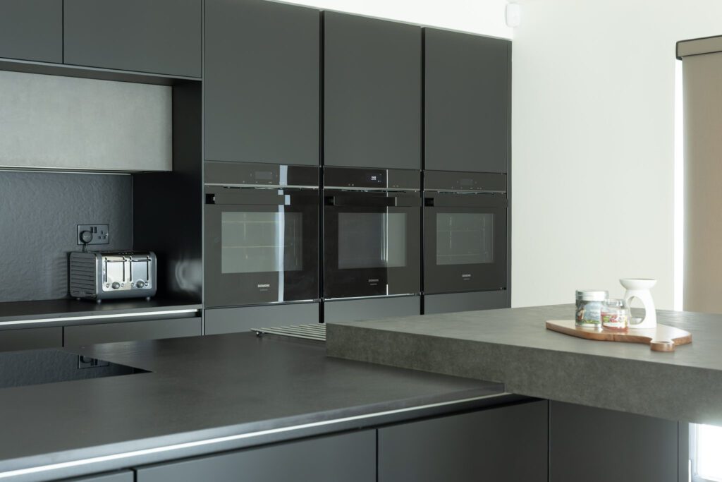 Meehan 2 | German Kitchen Outlet, Holmfirth