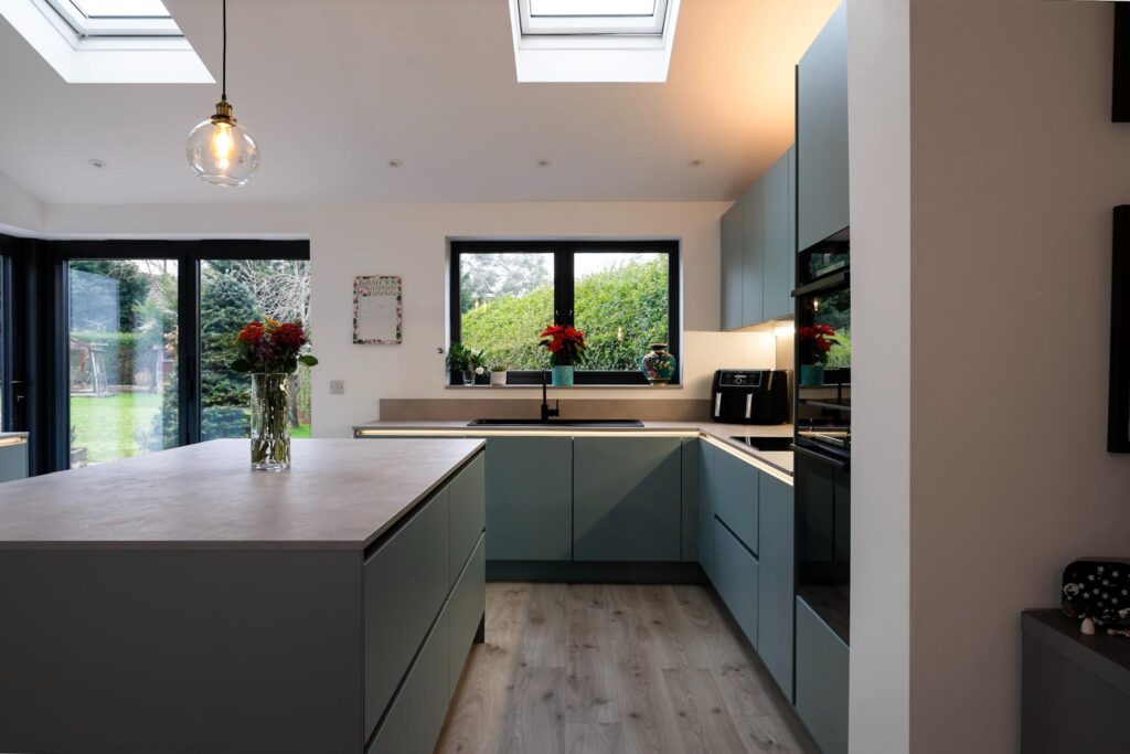 11 6Nh8476 | German Kitchen Outlet, Holmfirth