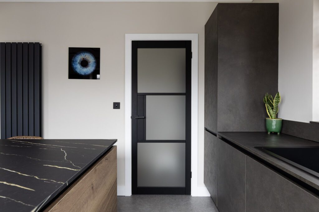 19 6Nh7507 | German Kitchen Outlet, Holmfirth