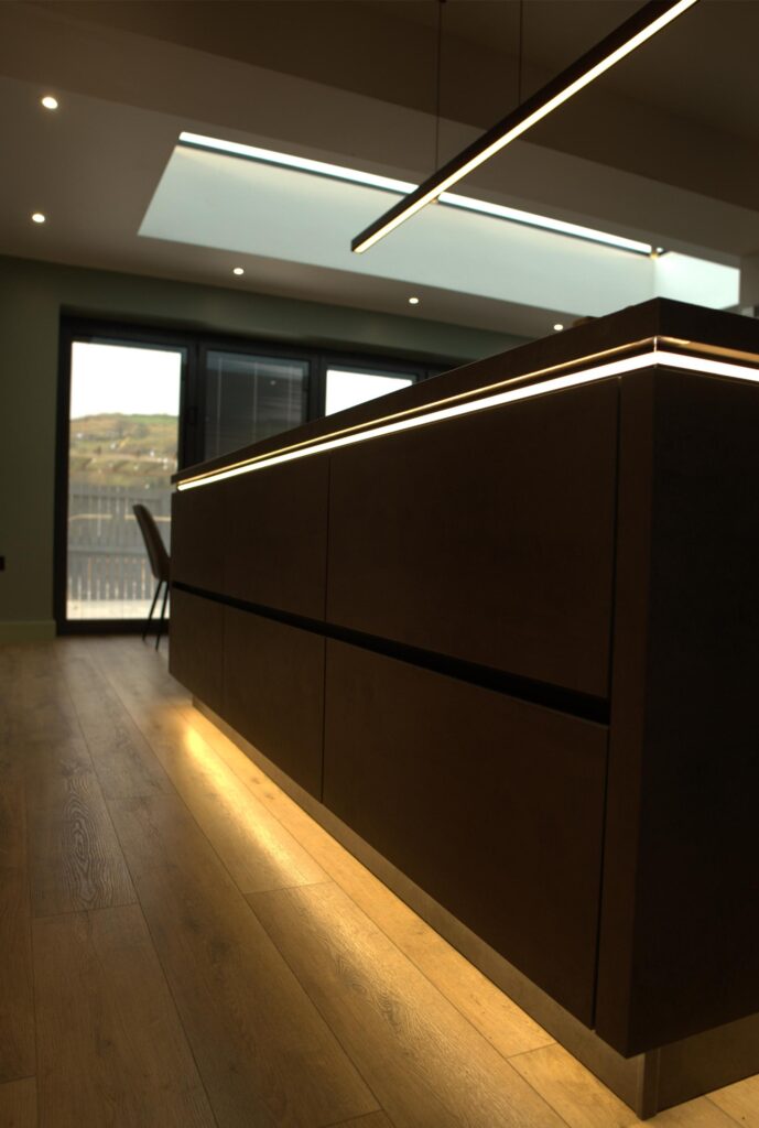 12 6Nh4246 | German Kitchen Outlet, Holmfirth