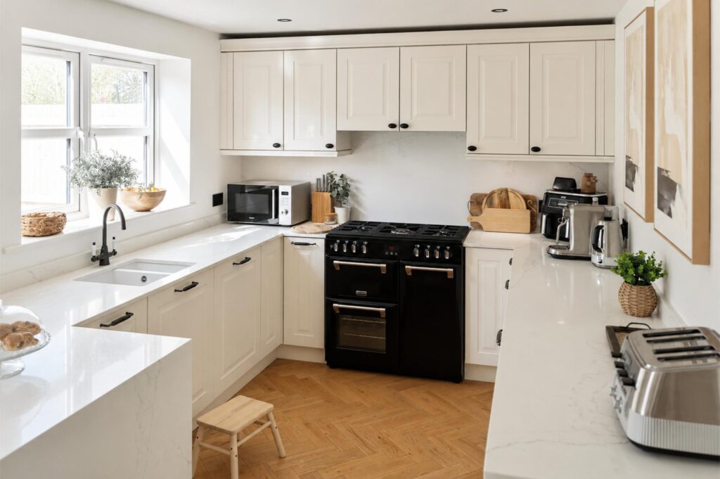 4 | German Kitchen Outlet, Holmfirth