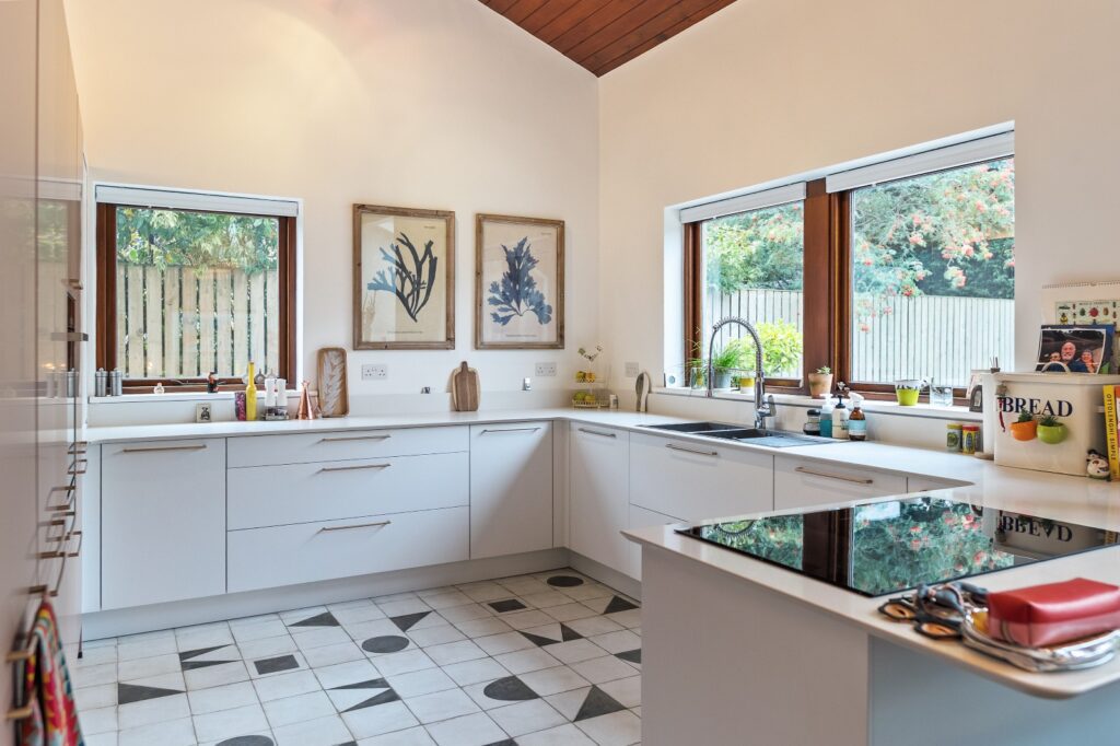 11 6Nh6935 | German Kitchen Outlet, Holmfirth